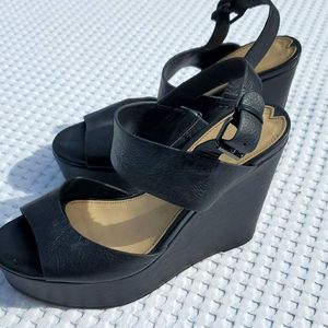 Real black leather Via Spiga Wedge